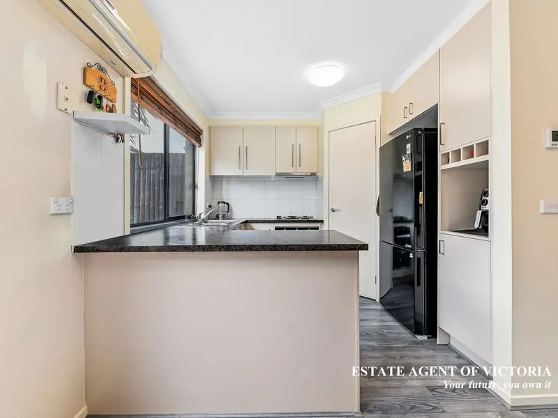 2/374 Frankston-Dandenong Road, Seaford Leased by Estate Agent of Victoria - image 1