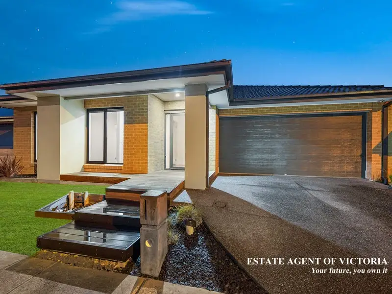 99 Bona Vista Rise, Clyde Leased by Estate Agent of Victoria