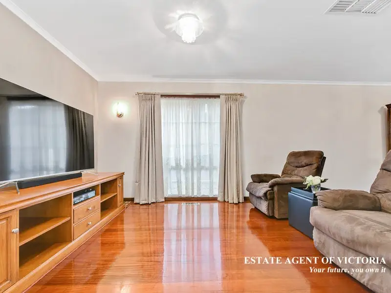 2 Bindi Close, Hallam Sold by Estate Agent of Victoria - image 1