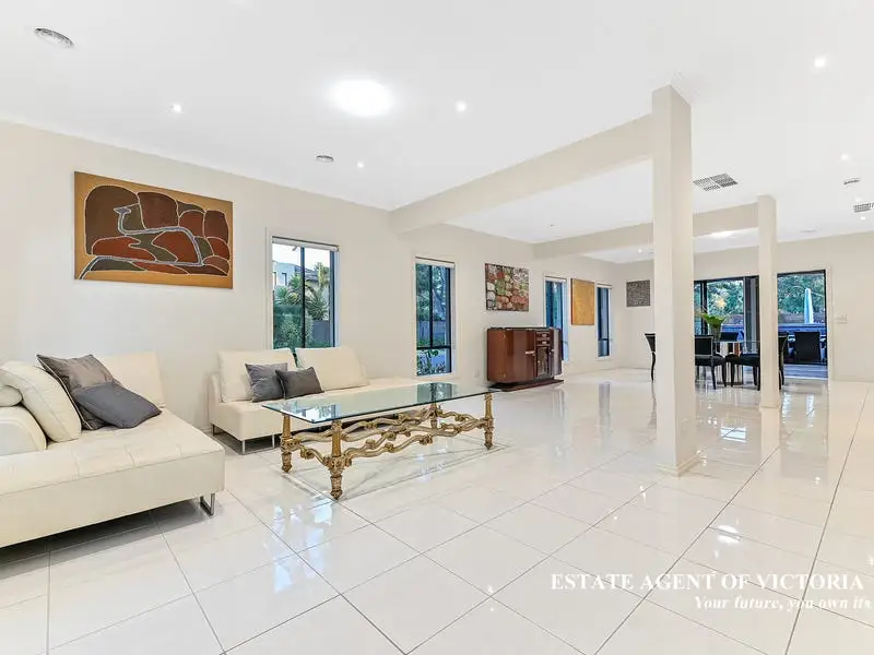 1 Okeefe Terrace, Sandhurst Sold by Estate Agent of Victoria - image 1