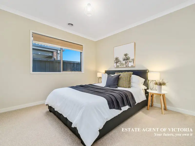 21 Buller Avenue, Clyde Sold by Estate Agent of Victoria - image 1