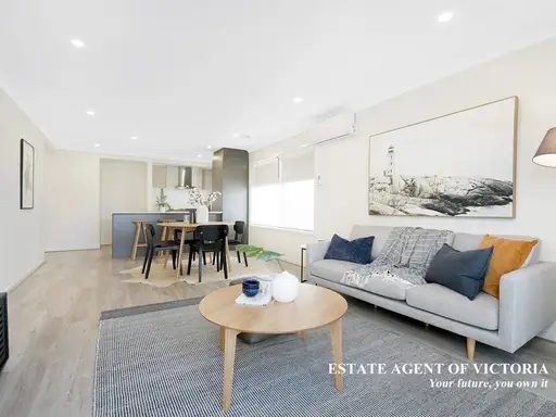 44 Bona Vista Rise, Clyde Sold by Estate Agent of Victoria