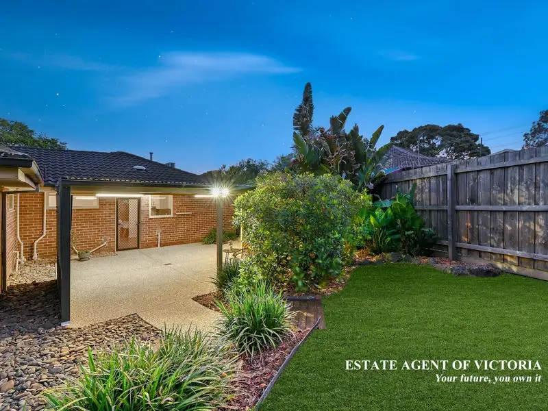 1/1 Norma Crescent South, Knoxfield Sold by Estate Agent of Victoria - image 1