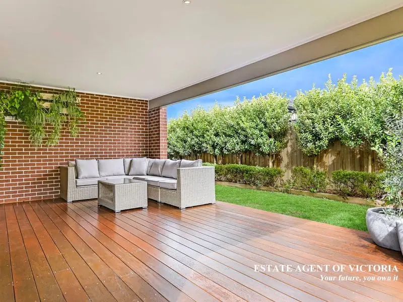 70 Waterman Drive, Clyde Sold by Estate Agent of Victoria - image 1