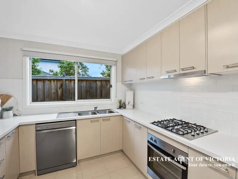 3 Ayredale Street, Clyde Sold by Estate Agent of Victoria - image 1