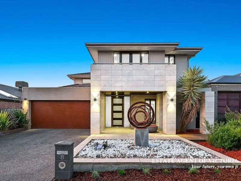 8 Everlasting Blvd, Cranbourne West Sold by Estate Agent of Victoria