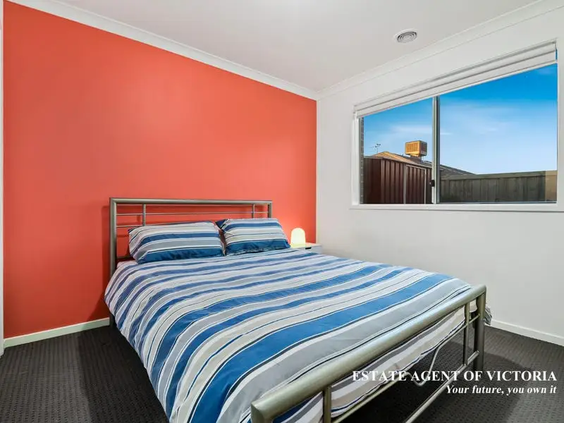 14 Yarra Street, Clyde Sold by Estate Agent of Victoria - image 1