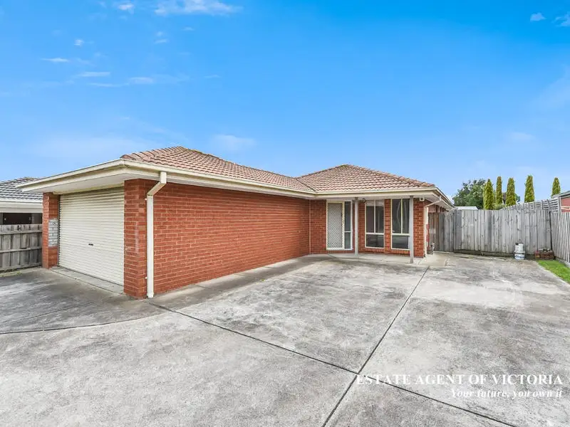 106 Raisell Road, Cranbourne West Sold by Estate Agent of Victoria - image 1