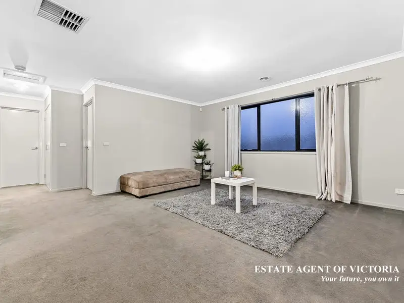 11 Gabitt St, Cranbourne East Sold by Estate Agent of Victoria - image 1