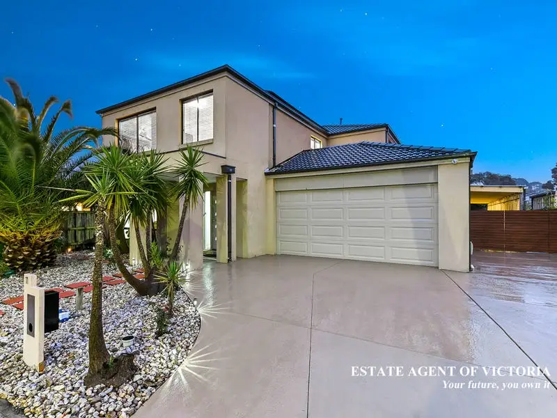 11 Gabitt St, Cranbourne East Sold by Estate Agent of Victoria - image 1