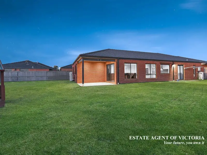 25 Yarra Street, Clyde Sold by Estate Agent of Victoria - image 1