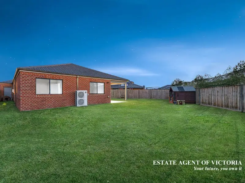 25 Yarra Street, Clyde Sold by Estate Agent of Victoria - image 1