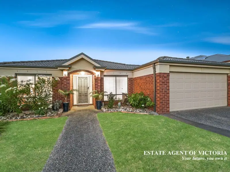 76 Fleet Street, Narre Warren South Sold by Estate Agent of Victoria - image 1