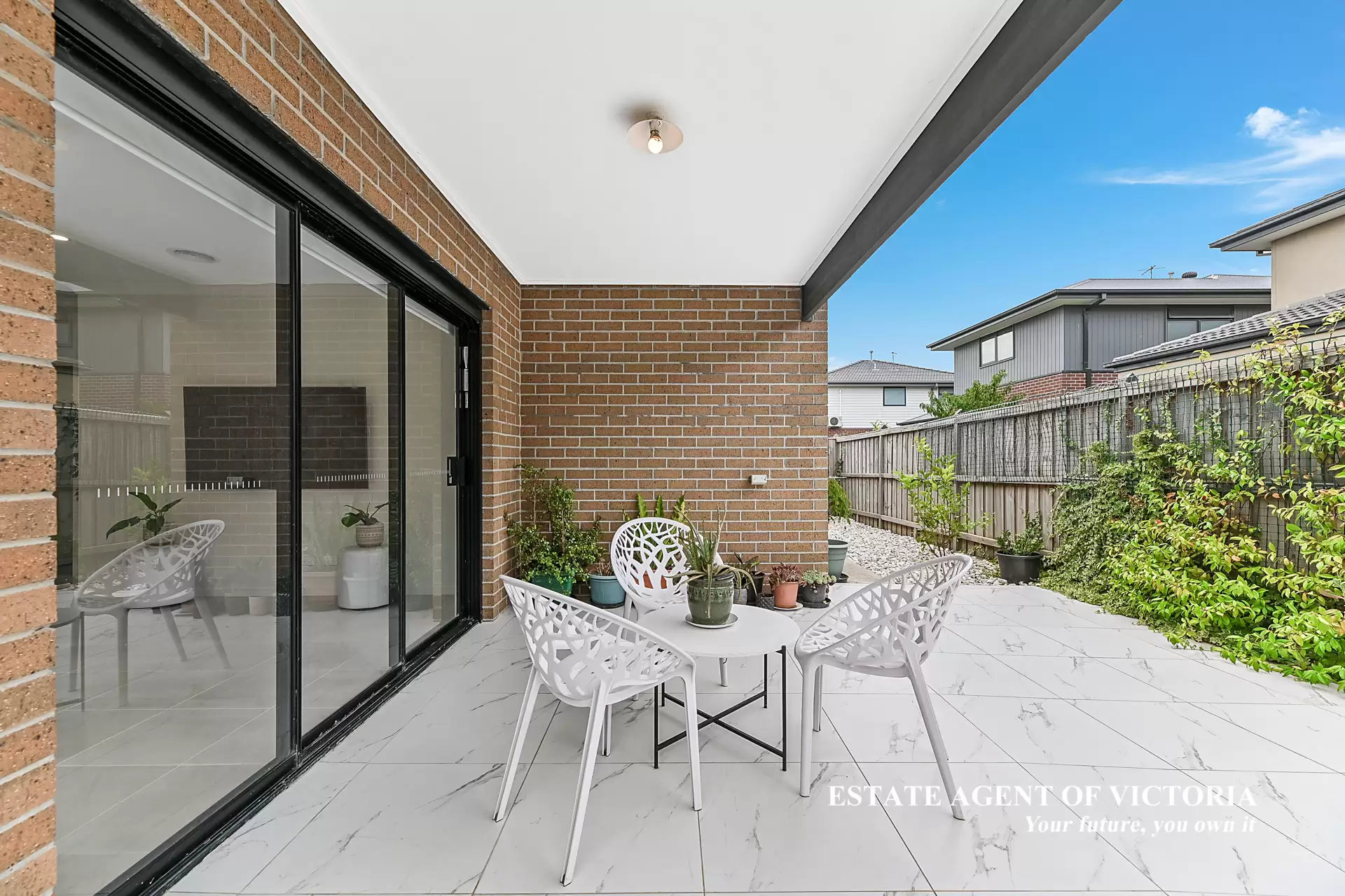 3 Kakadu St, Clyde North For Sale by Estate Agent of Victoria - image 1